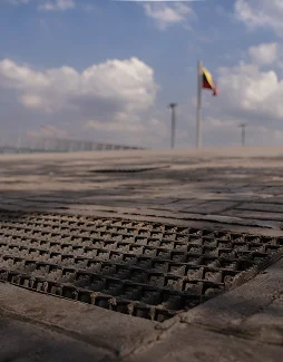 Drenajes, canaletas y cubiertas de zanjas